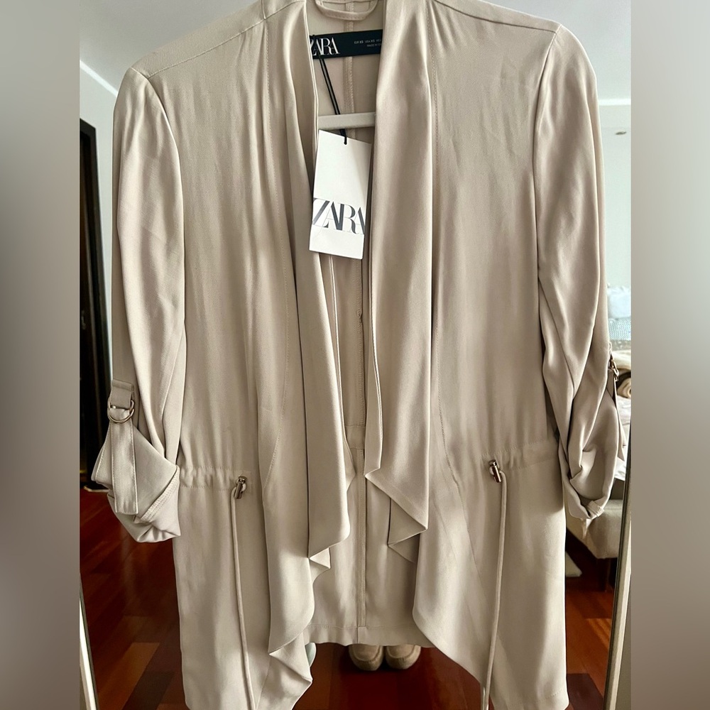 BRAND NEW Zara soft jacket size XS